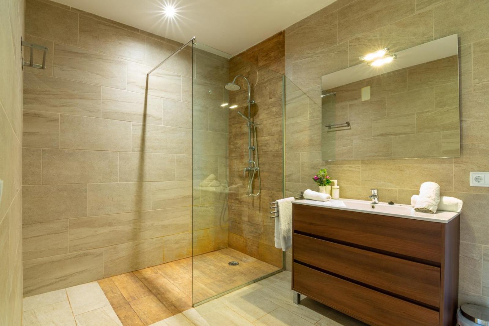 Yourhouse Grau Villa *