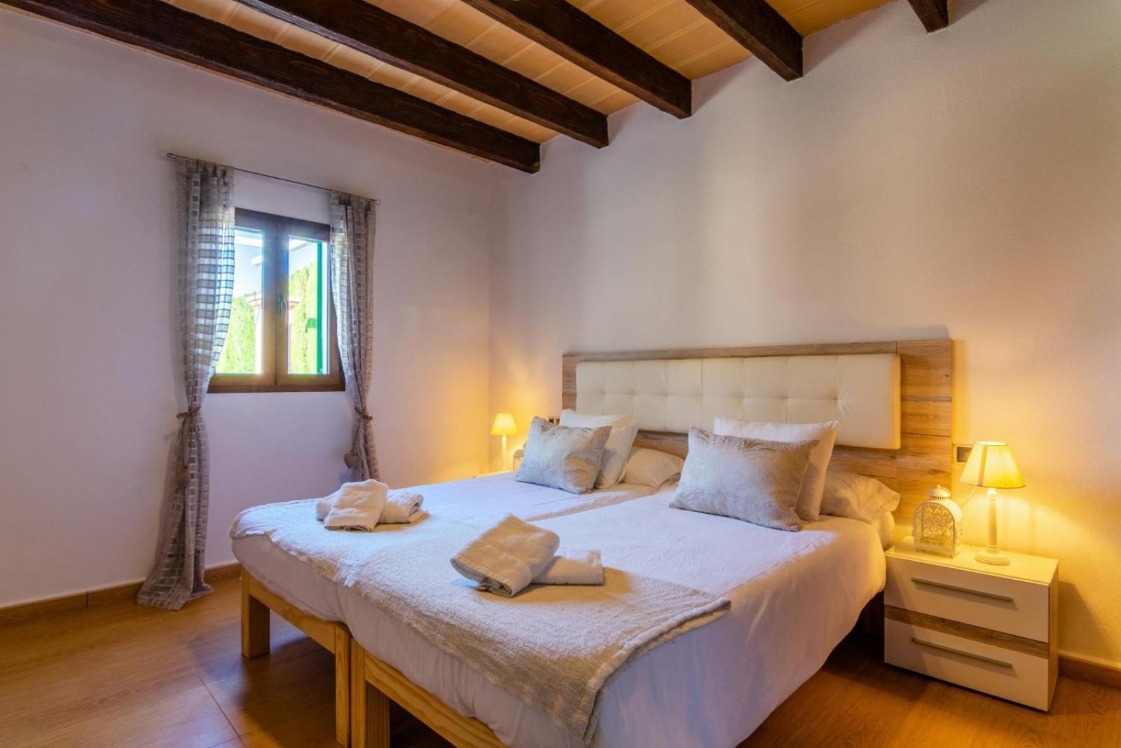 Yourhouse Grau * Sencelles